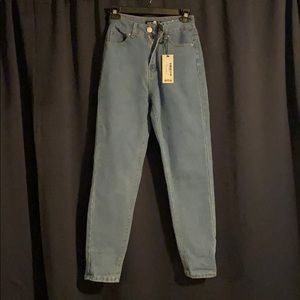 Boo Hoo Petite High Rise Mom Jean